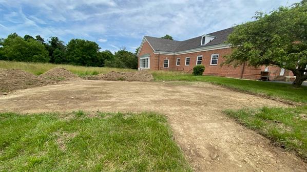 photo of bare garden area outside of MTSO's dining hall